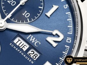 IWC0409 - Pilot Chrono Le Petit 377721 SSLE Blue ZF A7750 - 04.jpg